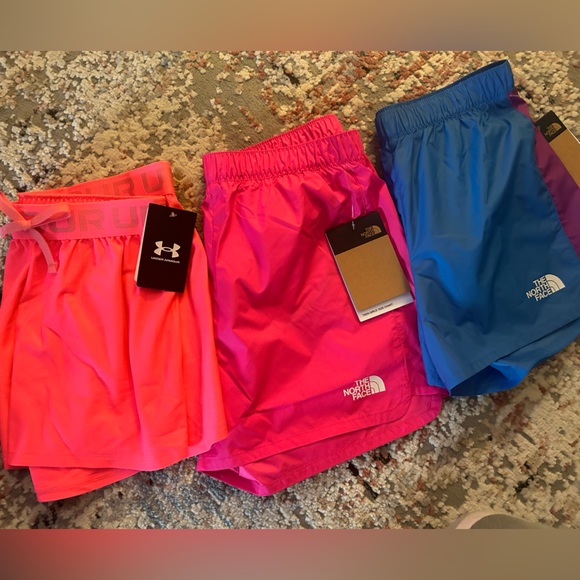 Bundle Girls DriFit short - Picture 2 of 5